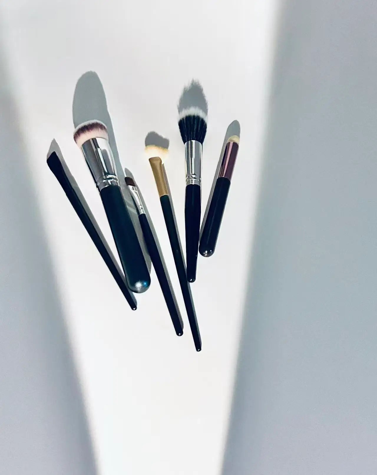 Makeup Brush Set Beauty Tools - Face and Eyes